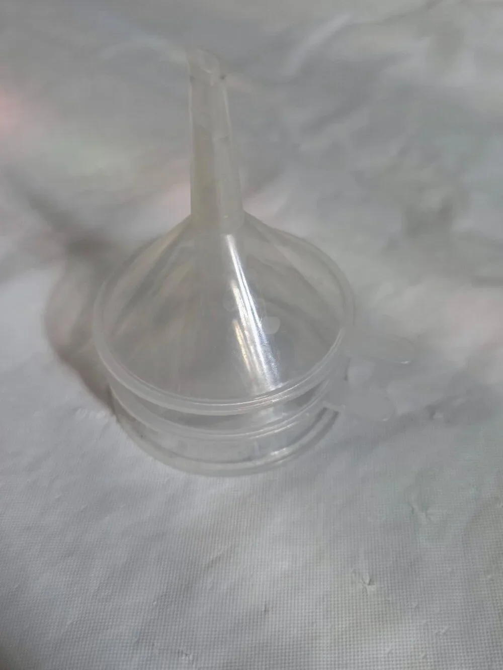 Mini Plastic Filling Funnels, 3ct